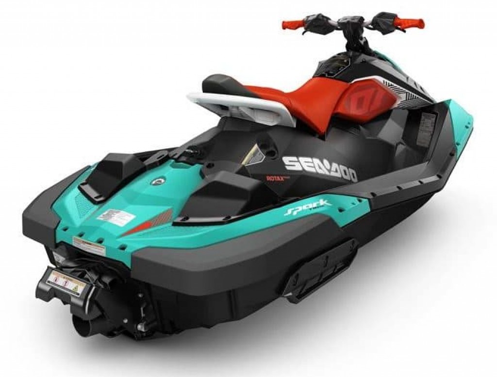 SeaDoo Spark VS SeaDoo Spark Trixx