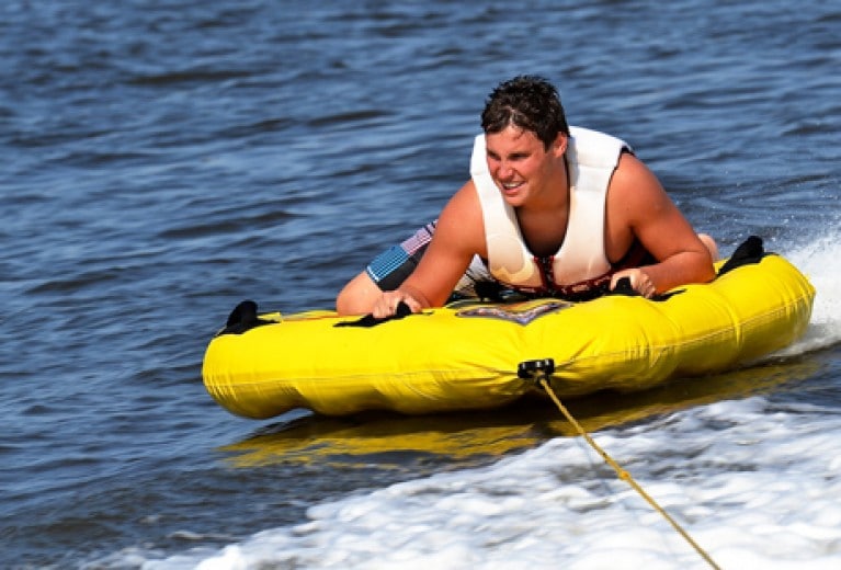 11 Best Jet Ski Tubes [Essential Picks For 1, 2, & 3Seaters]